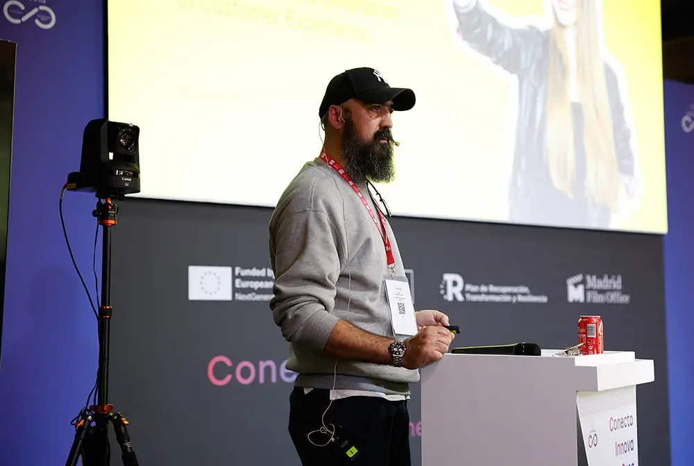 Mike stage at Conecta Digital
